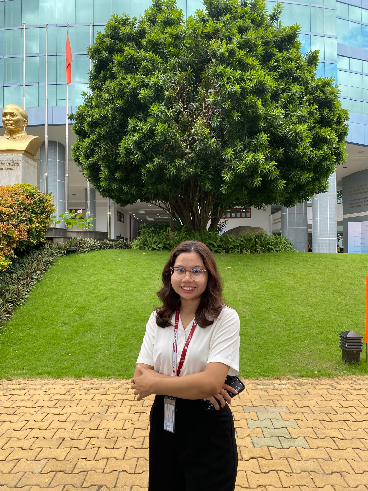 Thin Lei Sandi